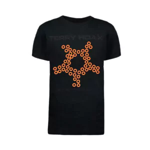 Ein Shirt des "Life In Times of" Logos